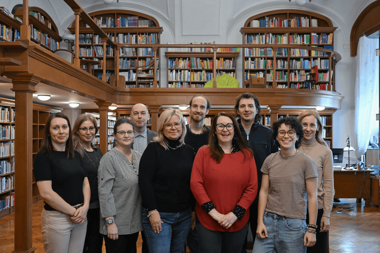 Projektna ekipa na prvem sestanku v živo